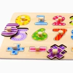Encaixe Números Com Pinos Em Madeira Tooky Toy - Imagem 3